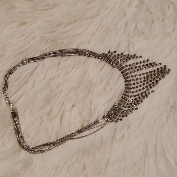 Banana Republic Silver Dangling Necklace - Picture 5 of 9